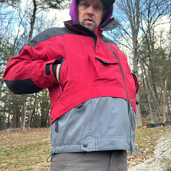 INSIDE EDGE PERFORMANCE OUTERWEAR.                     Men’s ski jacket - Picture 3 of 14